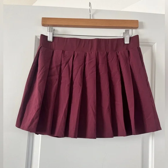 NWT Halara Breezeful High Waisted Pleated Skirt - Picture 5 of 7